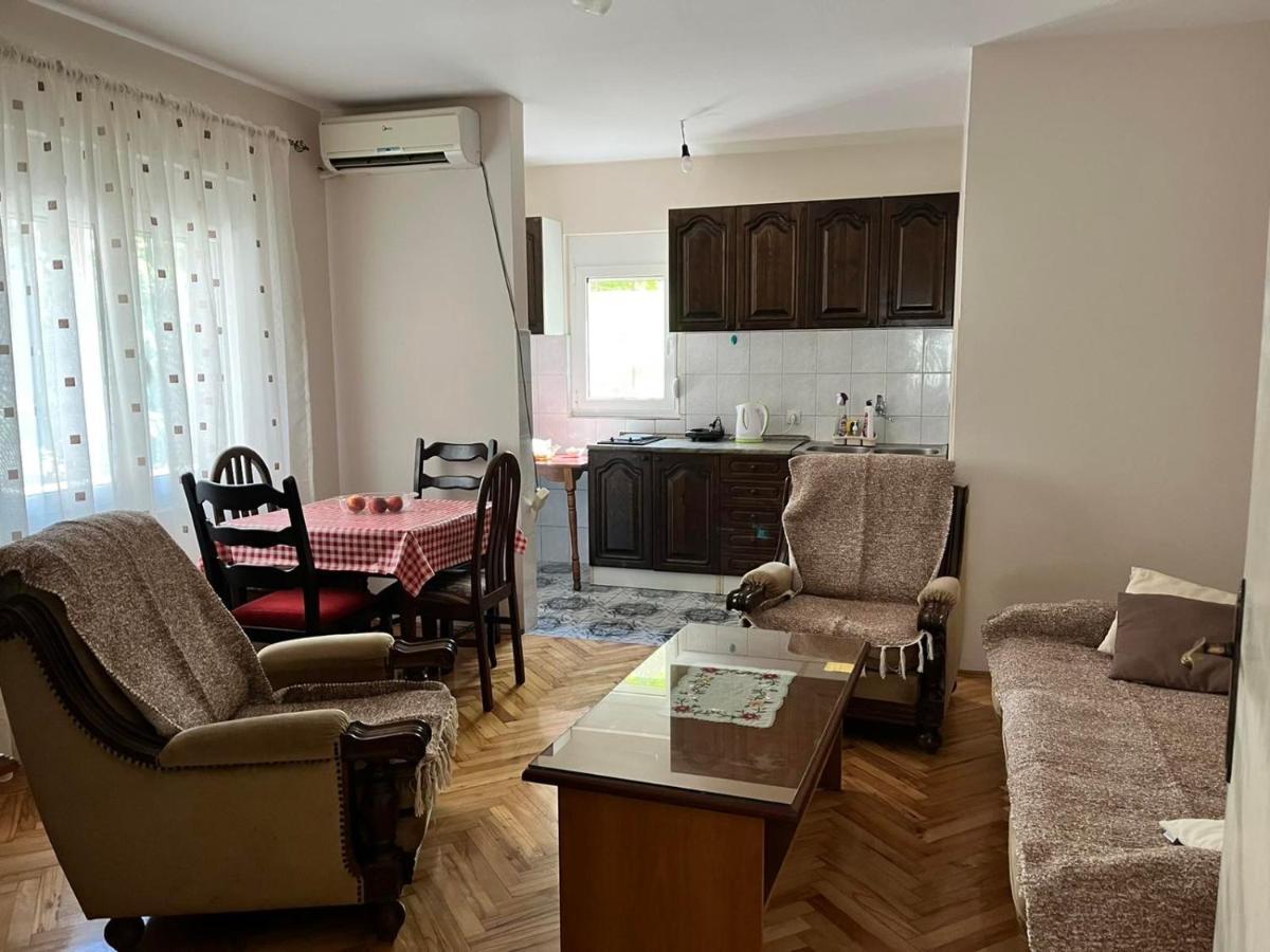Gorica Hill Apartment Подгорица Екстериор снимка